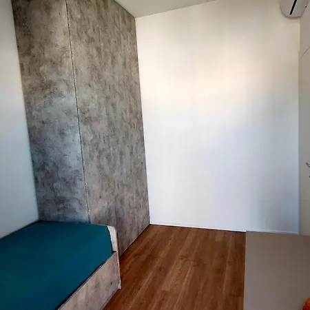 Apartman Nuovissimo Trilocale Cod 491 *